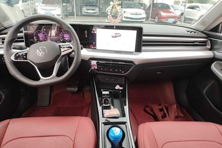 Used Volkswagen Lamando 2023 Lavida L 280TSI DSG Cool & Spicy Edition Gear Lever