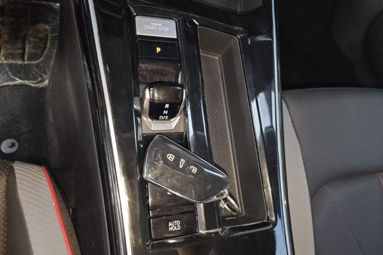 Used Volkswagen Lamando 2023 Lavida L 280TSI DSG Cool & Spicy Edition Gear Lever