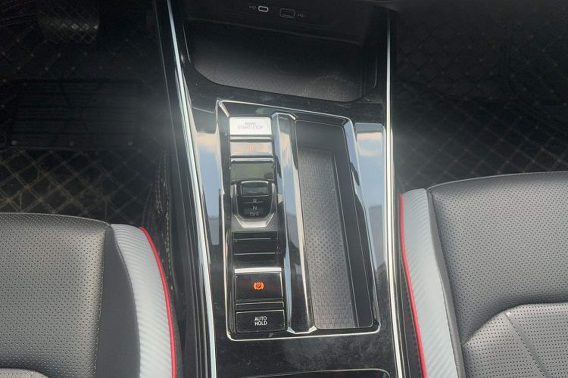 Used Volkswagen Lamando 2023 Lavida L 280TSI DSG Cool & Spicy Edition Gear Lever