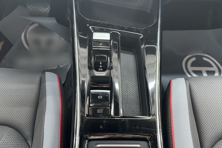 Used Volkswagen Lamando 2023 Lavida L 280TSI DSG Cool & Spicy Edition Gear Lever