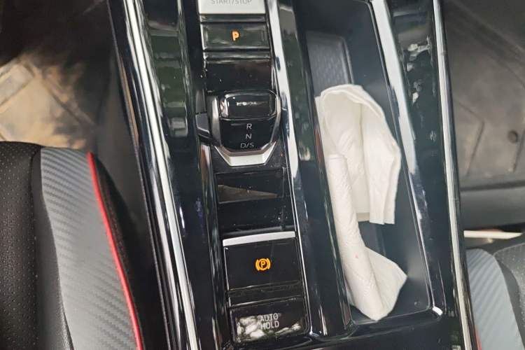 Used Volkswagen Lamando 2023 Lavida L 280TSI DSG Cool & Spicy Edition Gear Lever