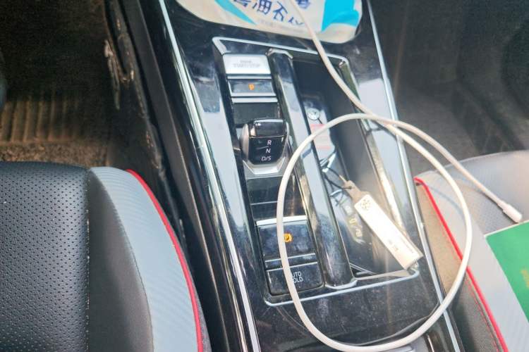 Used Volkswagen Lamando 2023 Lavida L 280TSI DSG Cool & Spicy Edition Gear Lever