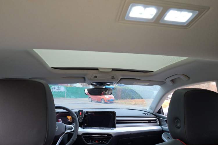 Used Volkswagen Lamando 2023 Lavida L 280TSI DSG Cool & Spicy Edition Headliner
