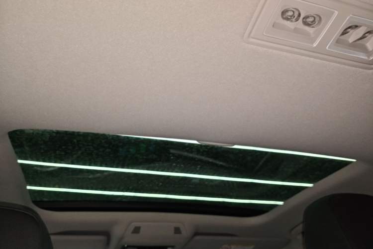 Used Volkswagen Lamando 2023 Lavida L 280TSI DSG Cool & Spicy Edition Headliner