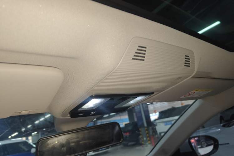 Used Volkswagen Lamando 2023 Lavida L 280TSI DSG Cool & Spicy Edition Headliner