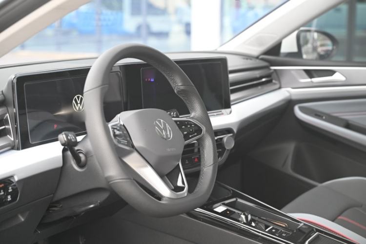 Used Volkswagen Lamando 2023 Lavida L 280TSI DSG Cool & Spicy Edition Interior 1