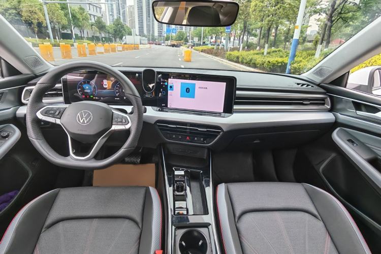 Used Volkswagen Lamando 2023 Lavida L 280TSI DSG Cool & Spicy Edition Interior 3