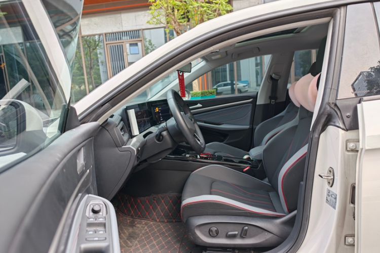 Used Volkswagen Lamando 2023 Lavida L 280TSI DSG Spicy Edition Interior 4