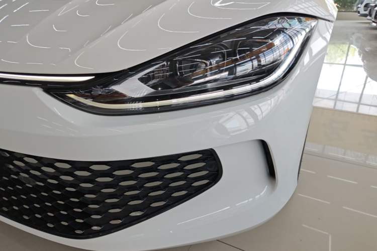 Used Volkswagen Lamando 2023 Lavida L 280TSI DSG Cool & Spicy Edition Left Front Headlight