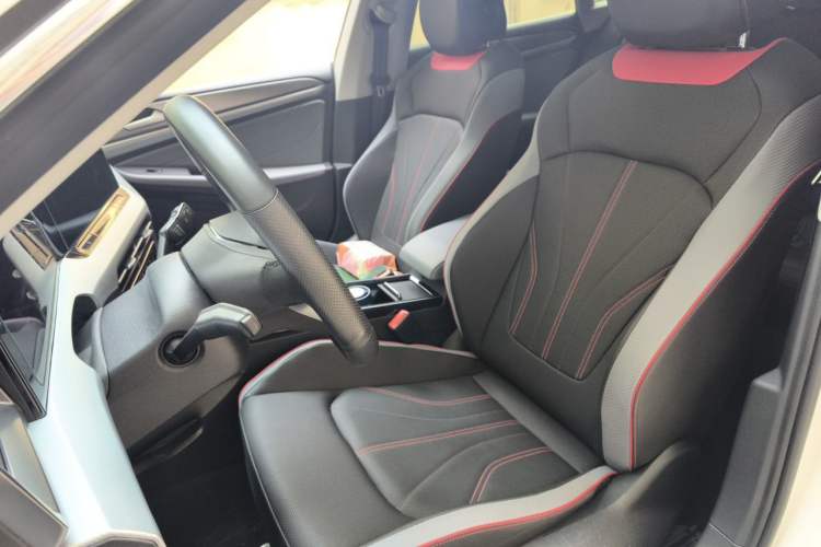 Used Volkswagen Lamando 2023 Lavida L 280TSI DSG Cool & Spicy Edition Left Front Seat