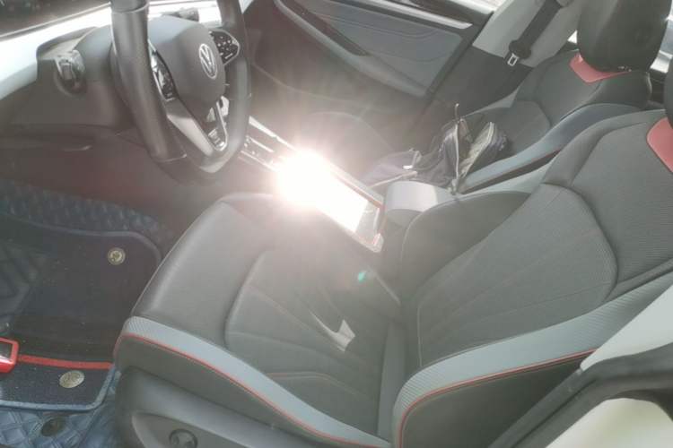Used Volkswagen Lamando 2023 Lavida L 280TSI DSG Cool & Spicy Edition Left Front Seat
