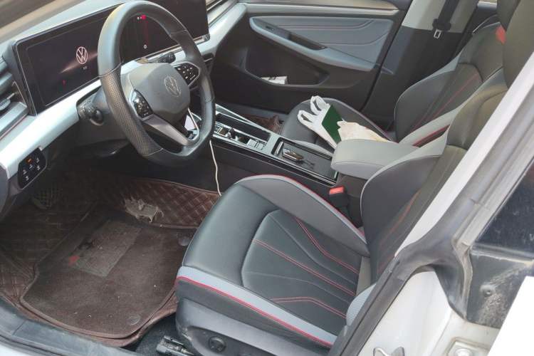 Used Volkswagen Lamando 2023 Lavida L 280TSI DSG Cool & Spicy Edition Left Front Seat