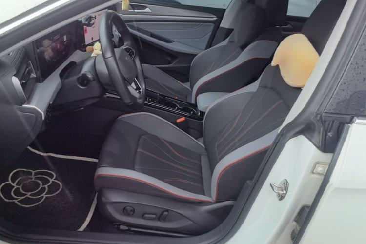 Used Volkswagen Lamando 2023 Lavida L 280TSI DSG Cool & Spicy Edition Left Front Seat