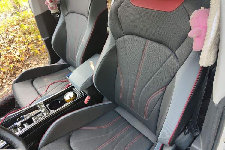 Used Volkswagen Lamando 2023 Lavida L 280TSI DSG Cool & Spicy Edition Left Front Seat