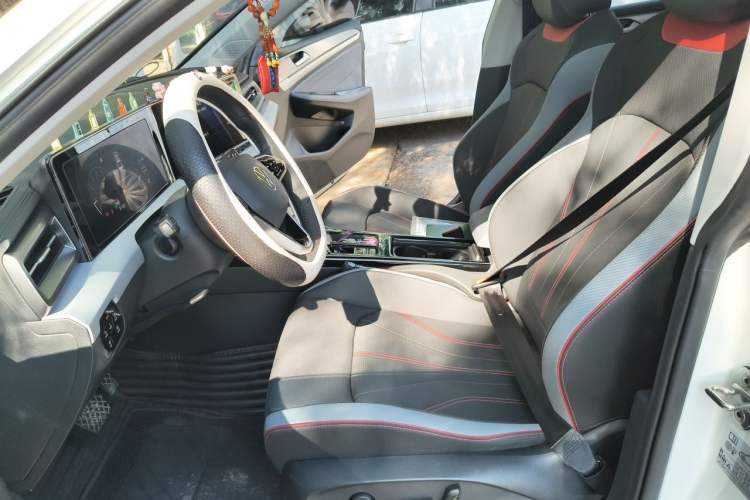 Used Volkswagen Lamando 2023 Lavida L 280TSI DSG Cool & Spicy Edition Left Front Seat