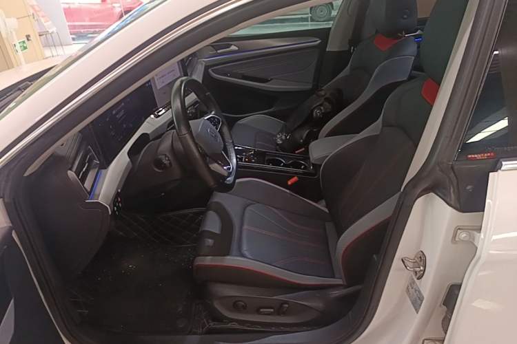 Used Volkswagen Lamando 2023 Lavida L 280TSI DSG Cool & Spicy Edition Left Front Seat
