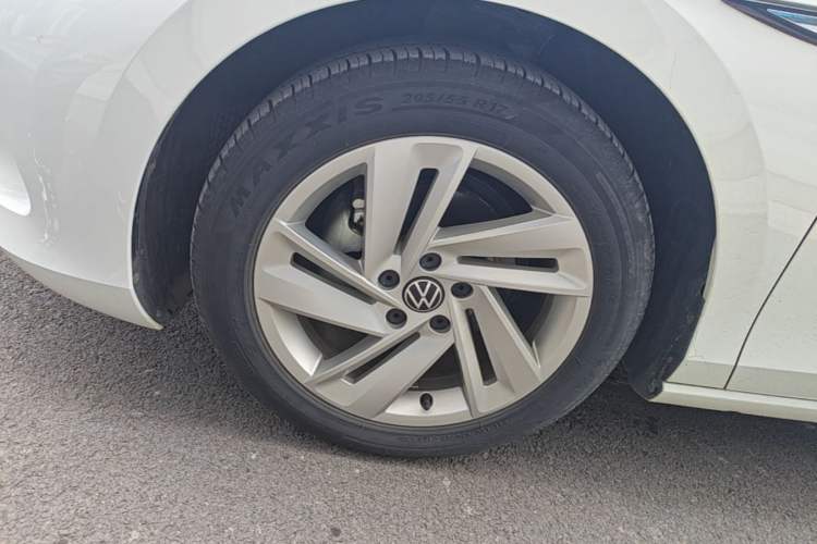 Used Volkswagen Lamando 2023 Lavida L 280TSI DSG Spicy Edition Left Front Wheel Hub