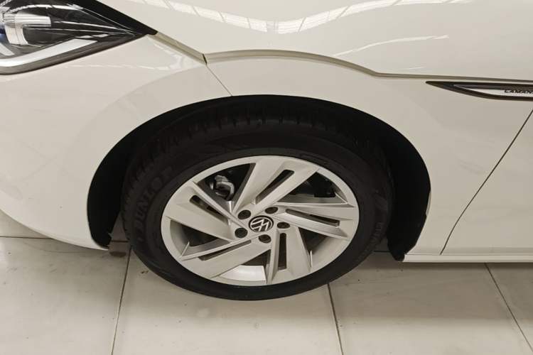 Used Volkswagen Lamando 2023 Lavida L 280TSI DSG Spicy Edition Left Front Wheel Hub