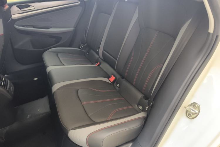 Used Volkswagen Lamando 2023 Lavida L 280TSI DSG Cool & Spicy Edition Left Rear Seat
