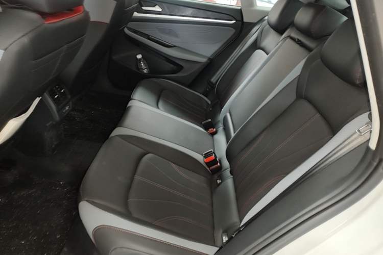 Used Volkswagen Lamando 2023 Lavida L 280TSI DSG Spicy Edition Left Rear Seat