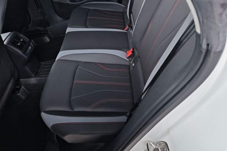 Used Volkswagen Lamando 2023 Lavida L 280TSI DSG Cool & Spicy Edition Left Rear Seat