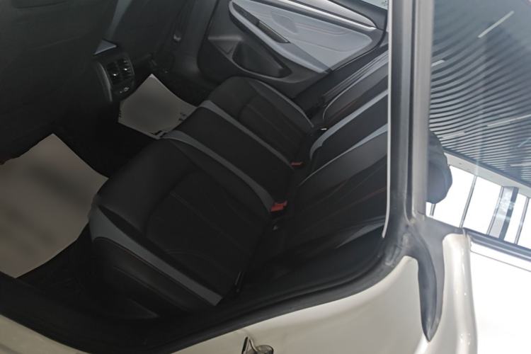 Used Volkswagen Lamando 2023 Lavida L 280TSI DSG Cool & Spicy Edition Left Rear Seat