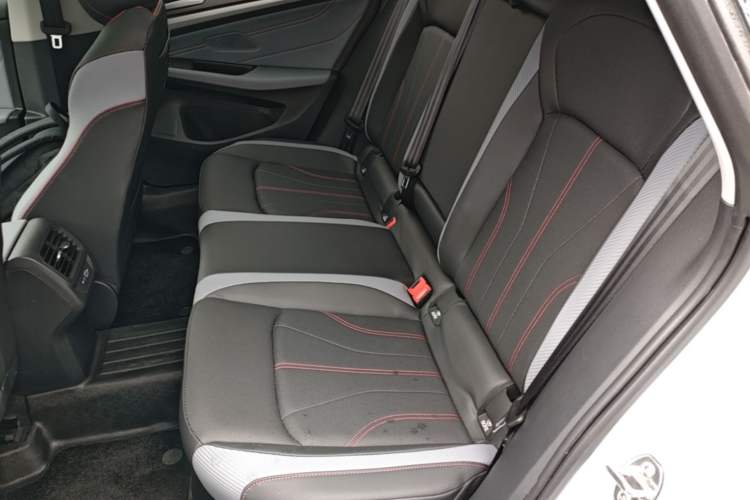 Used Volkswagen Lamando 2023 Lavida L 280TSI DSG Cool & Spicy Edition Left Rear Seat