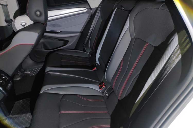 Used Volkswagen Lamando 2023 Lavida L 280TSI DSG Cool & Spicy Edition Left Rear Seat