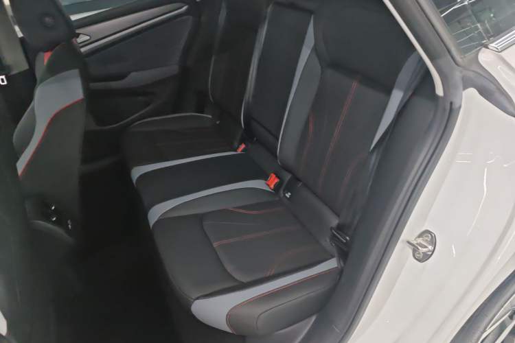 Used Volkswagen Lamando 2023 Lavida L 280TSI DSG Cool & Spicy Edition Left Rear Seat