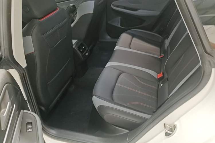 Used Volkswagen Lamando 2023 Lavida L 280TSI DSG Spicy Edition Left Rear Seat