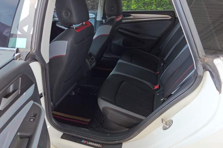 Used Volkswagen Lamando 2023 Lavida L 280TSI DSG Cool & Spicy Edition Left Rear Seat