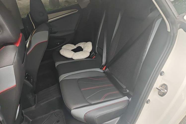 Used Volkswagen Lamando 2023 Lavida L 280TSI DSG Cool & Spicy Edition Left Rear Seat