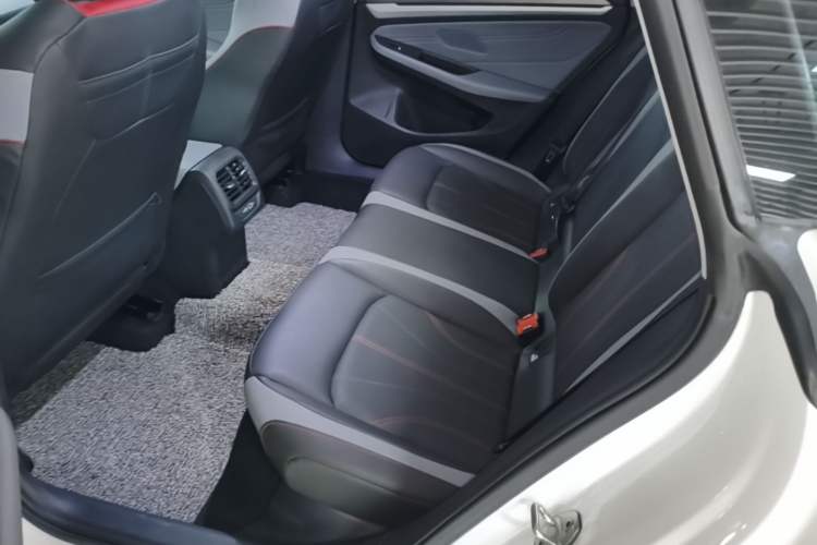 Used Volkswagen Lamando 2023 Lavida L 280TSI DSG Cool & Spicy Edition Left Rear Seat