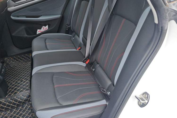 Used Volkswagen Lamando 2023 Lavida L 280TSI DSG Cool & Spicy Edition Left Rear Seat