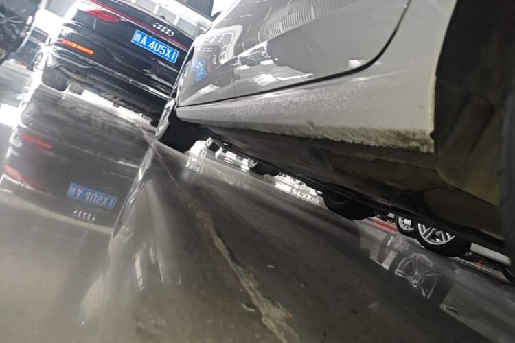 Used Volkswagen Lamando 2023 Lavida L 280TSI DSG Cool & Spicy Edition Left Side Sill