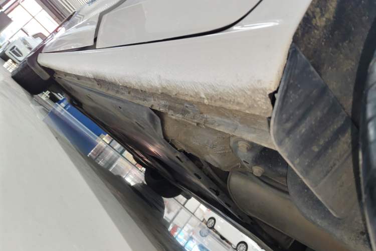 Used Volkswagen Lamando 2023 Lavida L 280TSI DSG Cool & Spicy Edition Left Side Sill