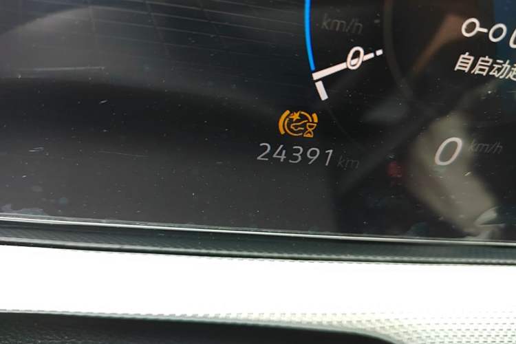 Used Volkswagen Lamando 2023 Lavida L 280TSI DSG Cool & Spicy Edition Odometer Close Up