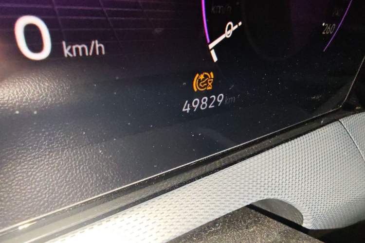 Used Volkswagen Lamando 2023 Lavida L 280TSI DSG Cool & Spicy Edition Odometer Close Up