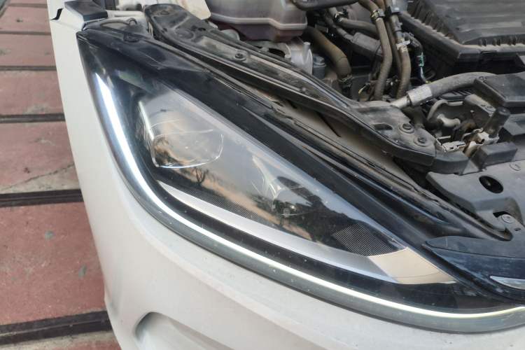 Used Volkswagen Lamando 2023 Lavida L 280TSI DSG Spicy Edition Right Front Headlight