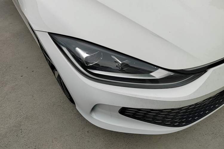 Used Volkswagen Lamando 2023 Lavida L 280TSI DSG Cool & Spicy Edition Right Front Headlight