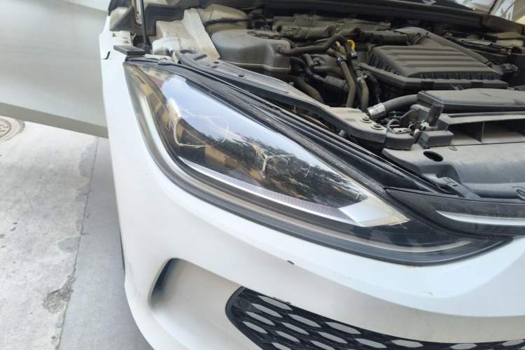 Used Volkswagen Lamando 2023 Lavida L 280TSI DSG Cool & Spicy Edition Right Front Headlight