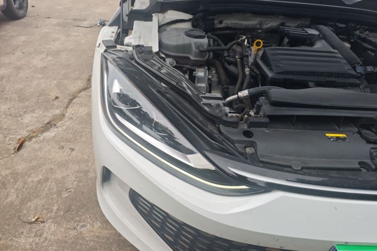 Used Volkswagen Lamando 2023 Lavida L 280TSI DSG Cool & Spicy Edition Right Front Headlight