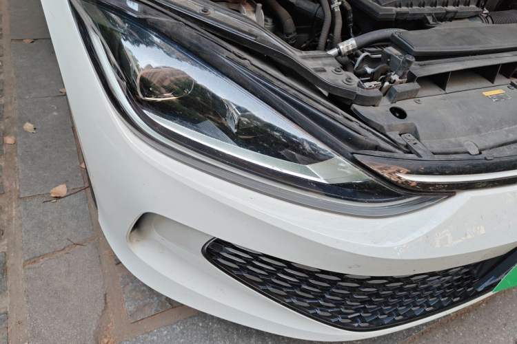 Used Volkswagen Lamando 2023 Lavida L 280TSI DSG Cool & Spicy Edition Right Front Headlight