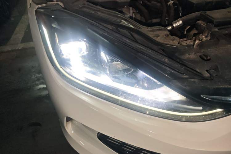Used Volkswagen Lamando 2023 Lavida L 280TSI DSG Spicy Edition Right Front Headlight