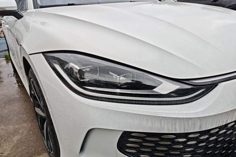 Used Volkswagen Lamando 2023 Lavida L 280TSI DSG Cool & Spicy Edition Right Front Headlight