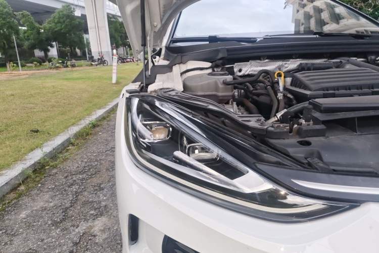 Used Volkswagen Lamando 2023 Lavida L 280TSI DSG Cool & Spicy Edition Right Front Headlight