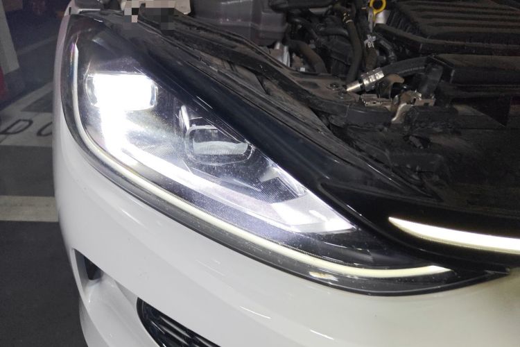 Used Volkswagen Lamando 2023 Lavida L 280TSI DSG Cool & Spicy Edition Right Front Headlight