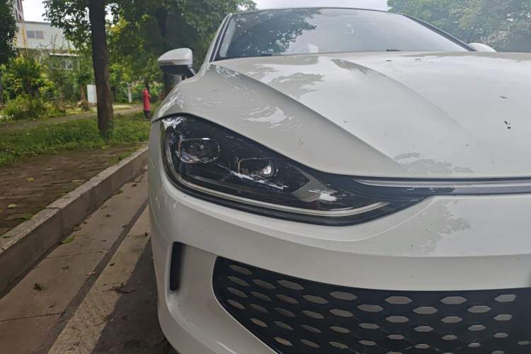 Used Volkswagen Lamando 2023 Lavida L 280TSI DSG Cool & Spicy Edition Right Front Headlight