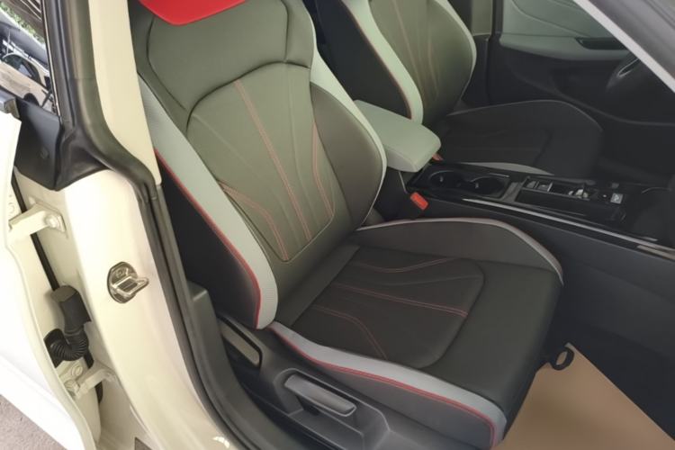 Used Volkswagen Lamando 2023 Lavida L 280TSI DSG Spicy Edition Right Front Seat