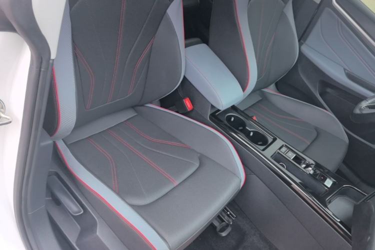Used Volkswagen Lamando 2023 Lavida L 280TSI DSG Spicy Edition Right Front Seat